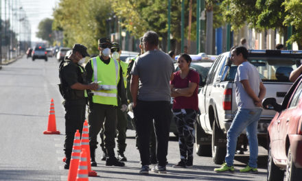 Gendarmería controla los accesos y verifica el Cumplimiento de Cuarentena